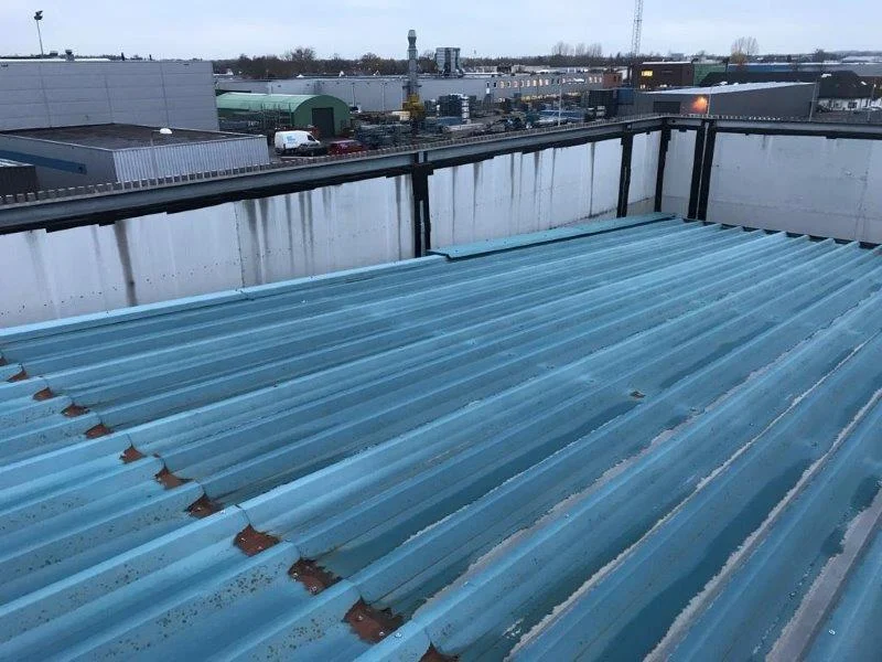 Van Heemskerk Onderhoud metalen daken en gevels, maintenance of cladding, refurnissh metal panels (1)-5d57061d
